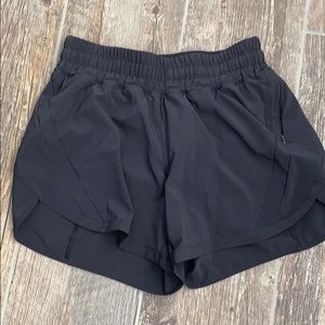Lululemon Track that short 5”